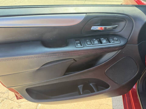 2016 Dodge Grand Caravan R/T