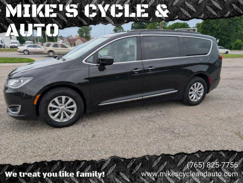 2017 Chrysler Pacifica Touring-L