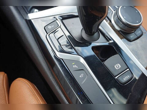 2017 BMW 5 Series 540i