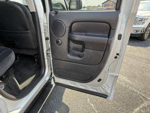 2005 Dodge Ram 1500 SLT