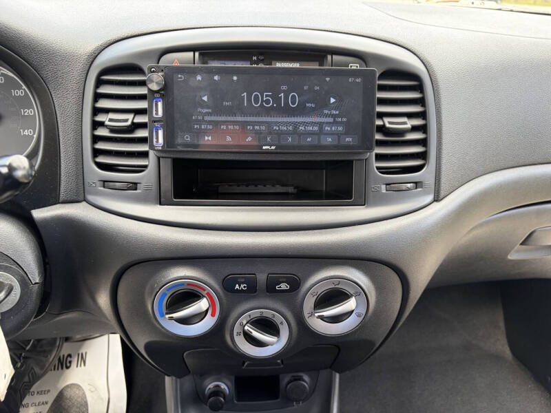 2010 Hyundai Accent GS