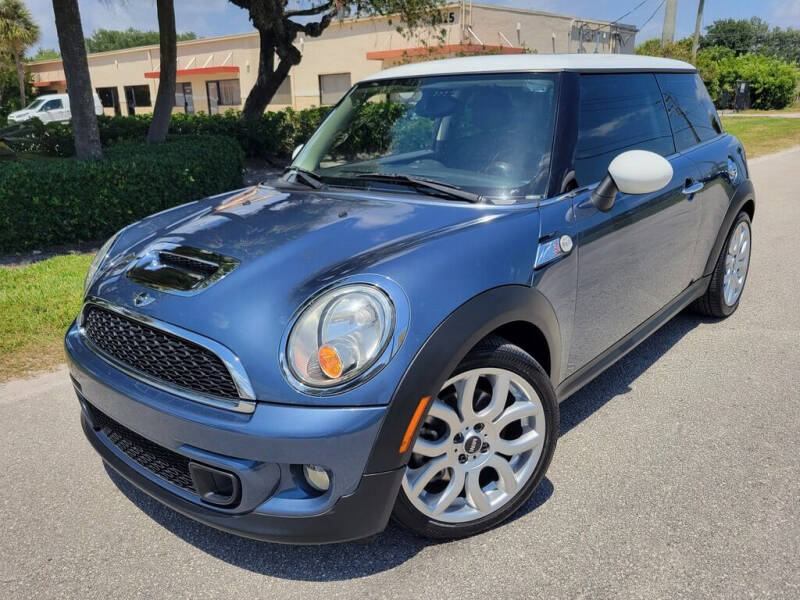 2011 MINI Cooper for sale at City Imports LLC in West Palm Beach FL