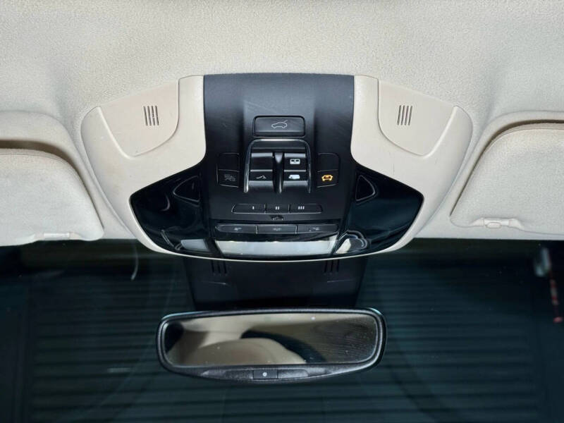 2017 Maserati Ghibli