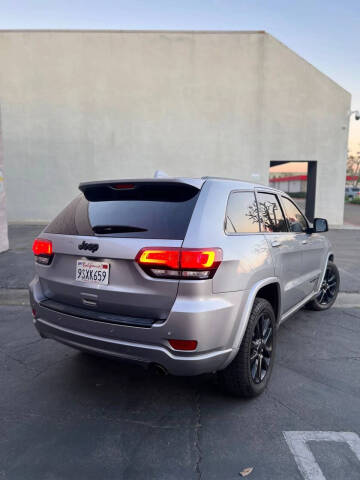 2018 Jeep Grand Cherokee Altitude