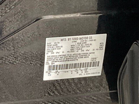2024 Ford Edge Titanium