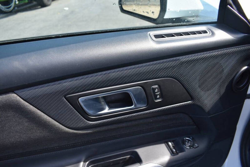 2024 Ford Mustang EcoBoost