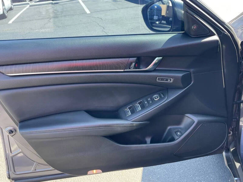 2022 Honda Accord Hybrid Touring