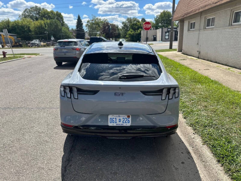 2025 Ford Mustang Mach-E GT