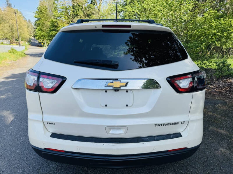 Used 2013 Chevrolet Traverse 1LT with VIN 1GNKVGKD0DJ126000 for sale in Tacoma, WA