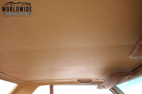 1976 Mercedes-Benz 450-Class