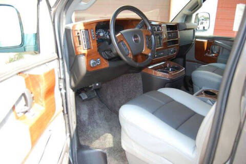 2017 GMC Savana 2500