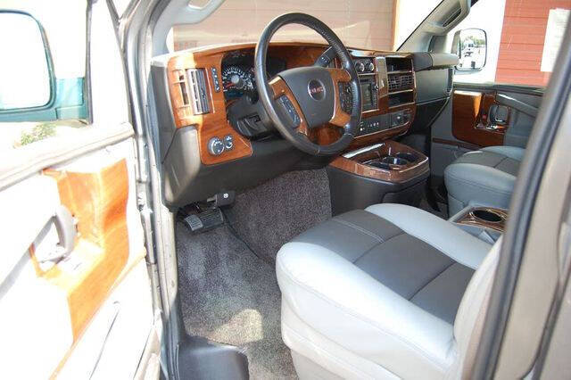 2017 GMC Savana 2500