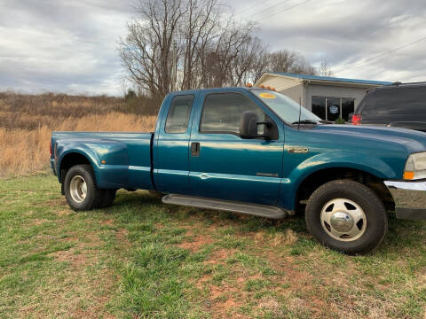 2000 Ford F-350 Super Duty for sale at 3C Automotive LLC in Wilkesboro NC