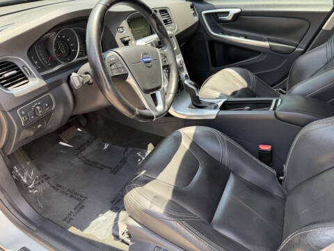 2017 Volvo S60 T5 Dynamic