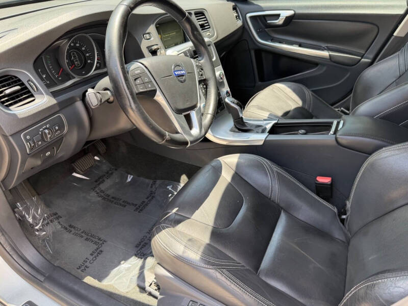 2017 Volvo S60 T5 Dynamic