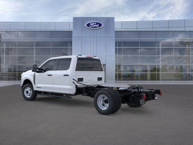 2025 Ford F-350 Super Duty XL
