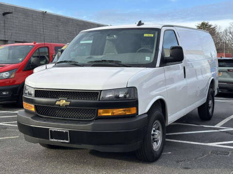 2025 Chevrolet Express 2500