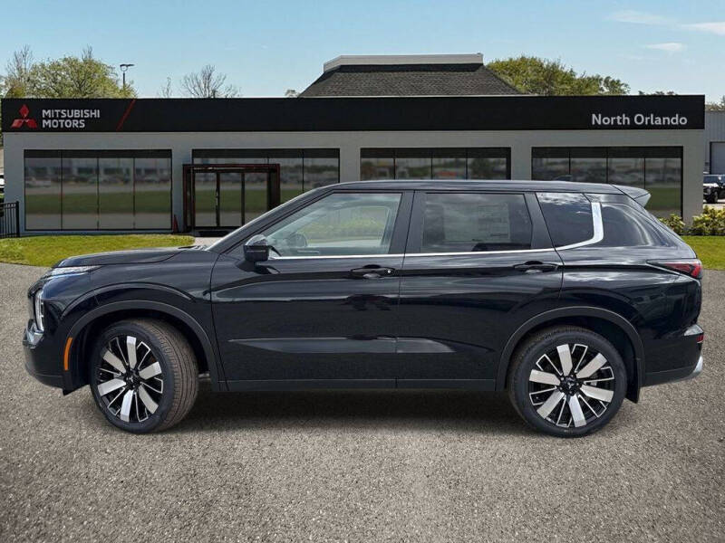 2026 Mitsubishi Outlander SE