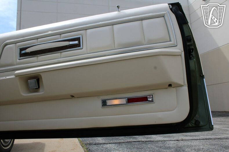 1972 Lincoln Continental