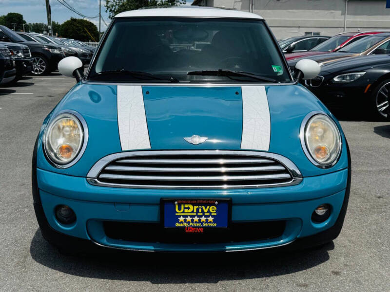 Used 2009 MINI Cooper Base with VIN WMWMF33509TW73078 for sale in Chesapeake, VA