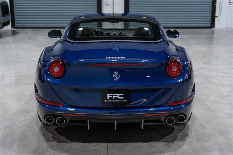 2016 Ferrari California T