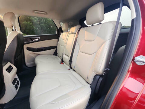 2019 Ford Edge Titanium