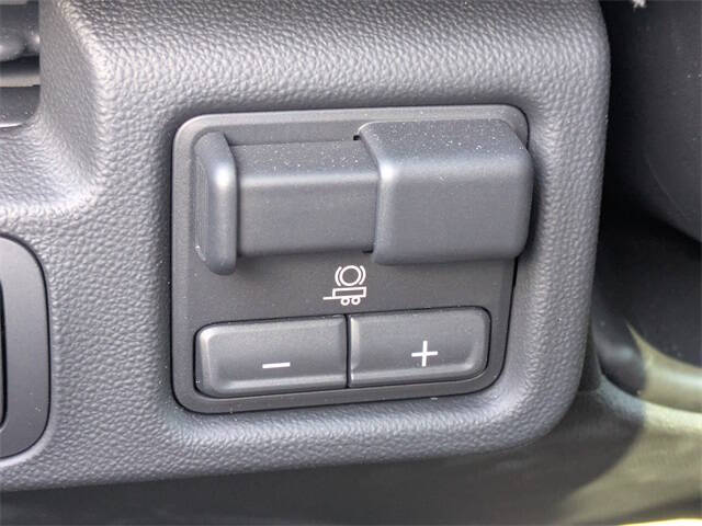 2025 GMC Sierra EV Denali