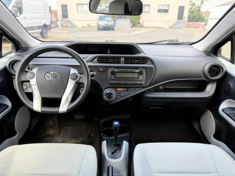 2012 Toyota Prius c