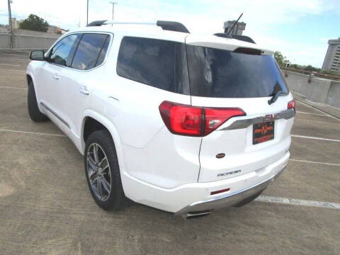 2018 GMC Acadia Denali