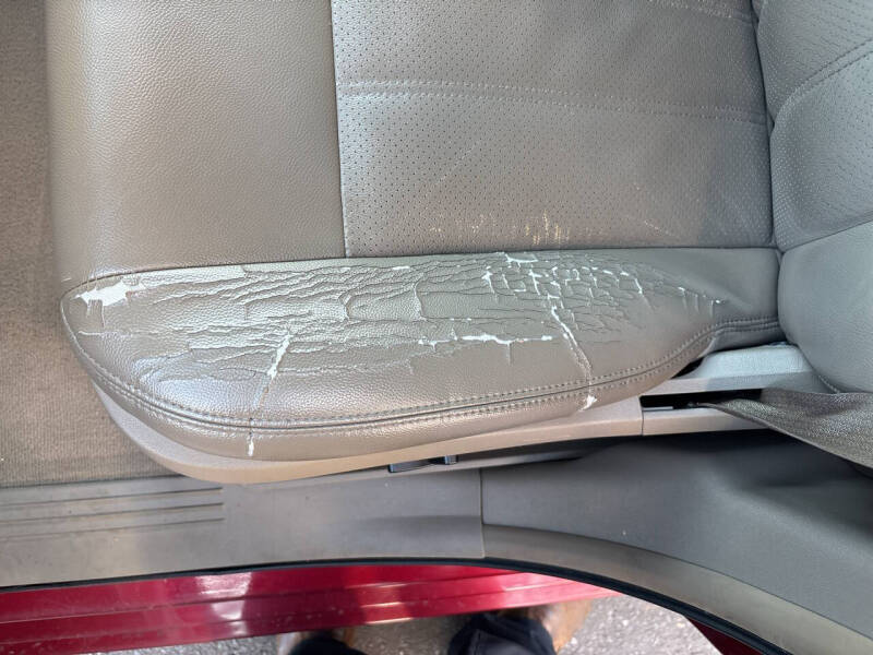 2011 Chrysler Town and Country Touring-L