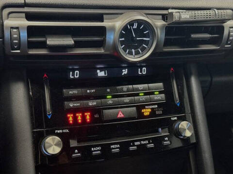2021 Lexus IS 300
