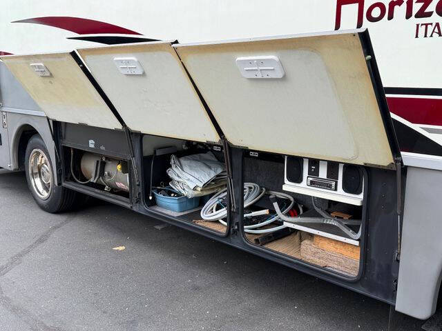 2002 Freightliner XC Chassis