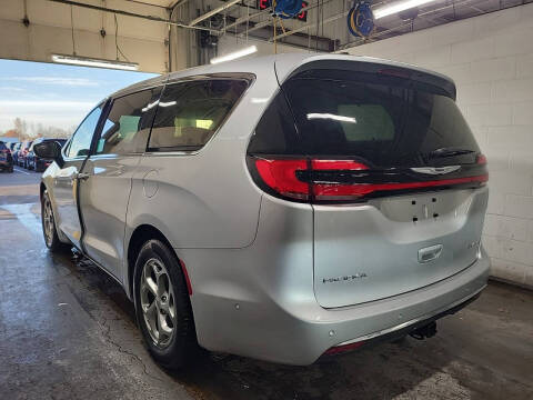 2024 Chrysler Pacifica Limited