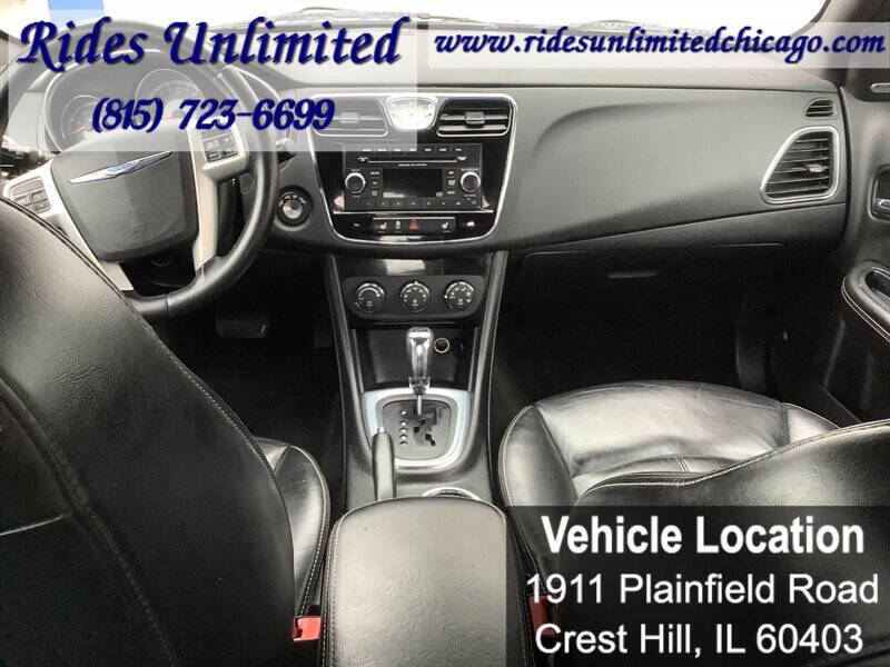 2014 Chrysler 200 Limited
