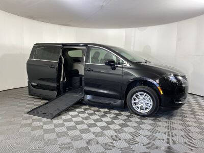 2022 Chrysler Voyager for sale at AMS Vans in Tucker GA