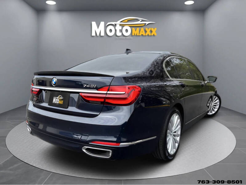2017 BMW 7 Series 740i