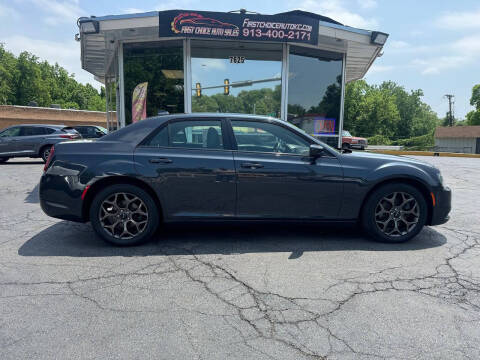 2016 Chrysler 300 S