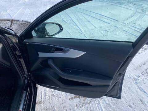 2017 Audi A4 2.0T quattro Premium Plus