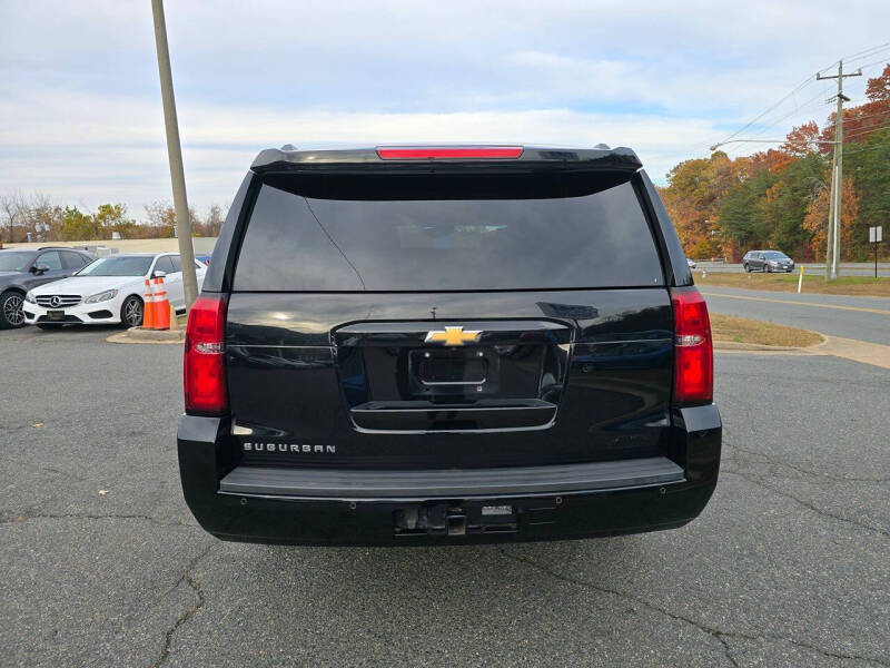 2019 Chevrolet Suburban LT
