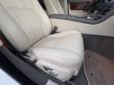2012 Jaguar XJ