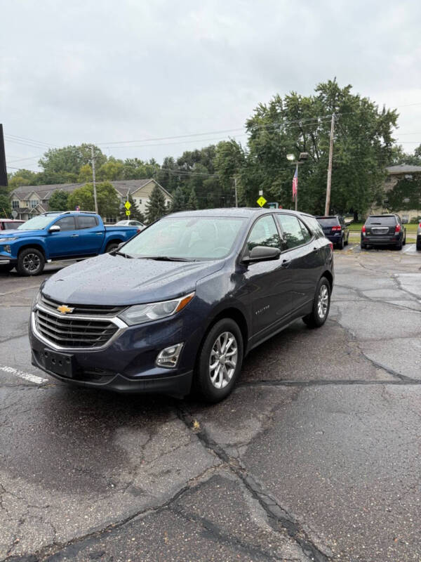 2018 Chevrolet Equinox LS's photo