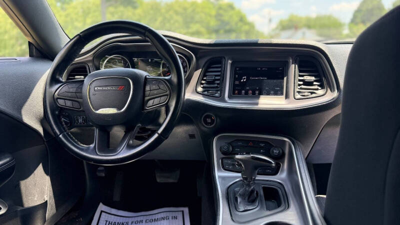 2020 Dodge Challenger SXT