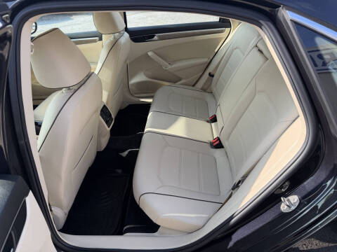 2018 Volkswagen Passat 2.0T SE