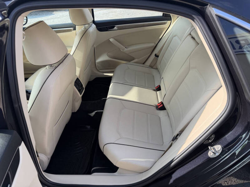 2018 Volkswagen Passat 2.0T SE