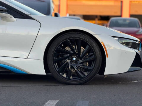 2016 BMW i8