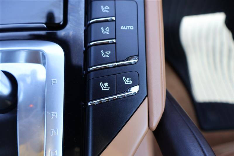 2016 Porsche Cayenne S