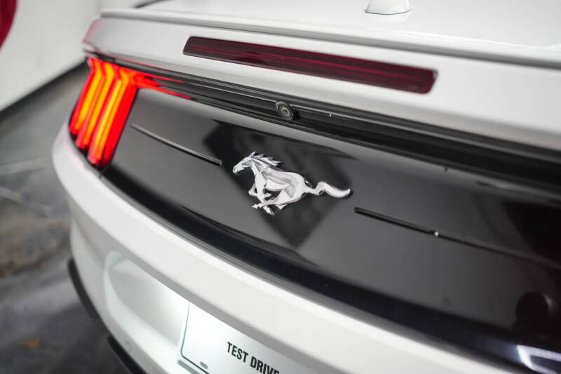 2021 Ford Mustang