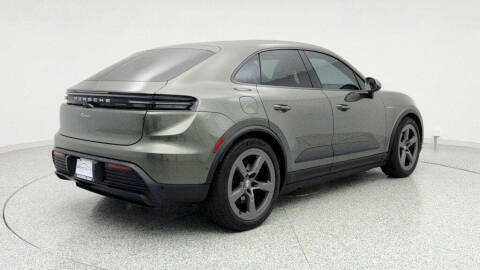 2025 Porsche Macan Electric