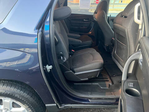 2015 GMC Acadia SLE-2