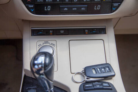 2014 Lexus ES 300h